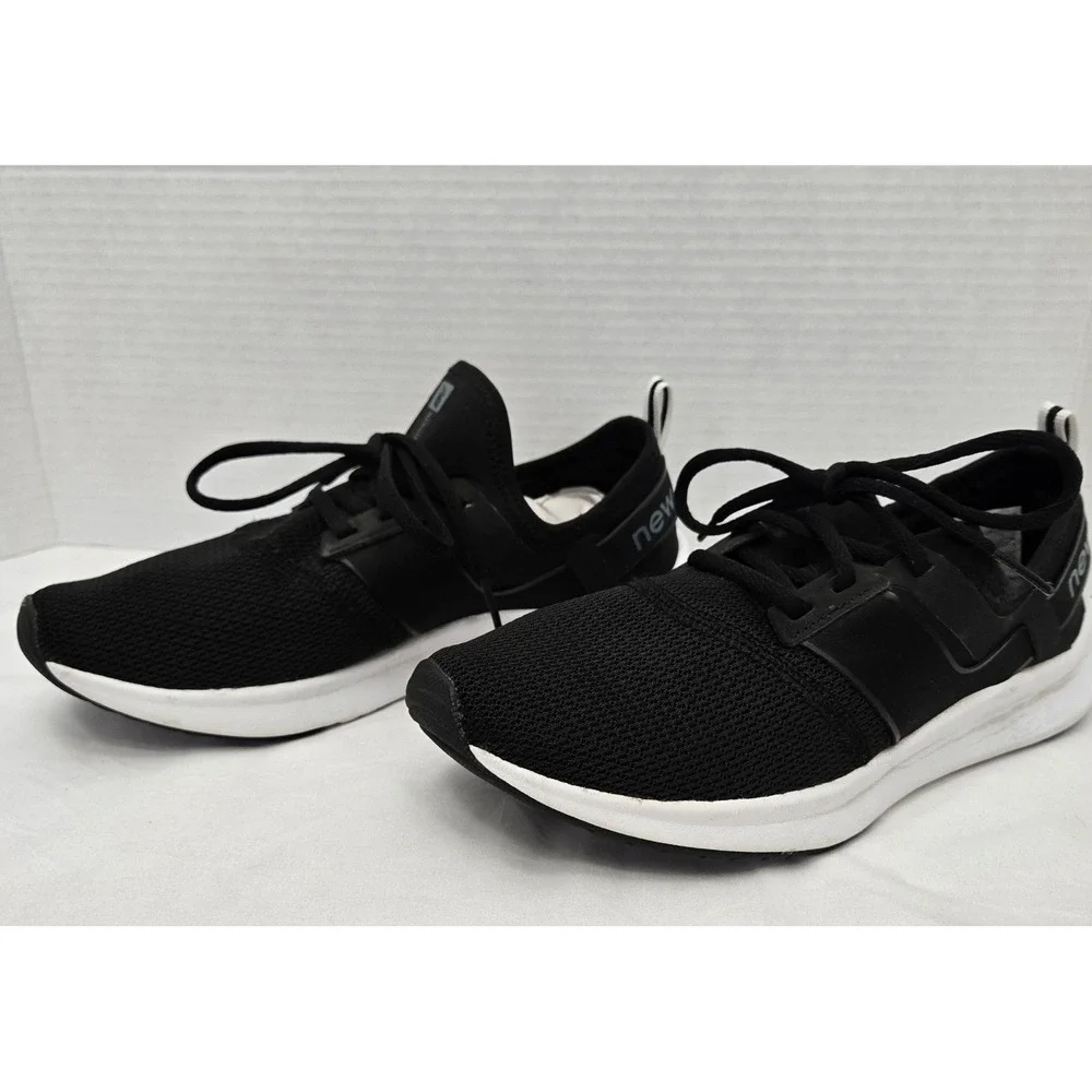 New Balance FuelCore Nergize Womens Size 8 Black White Running Shoes Sneakers